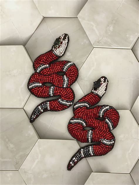 gucci snake pin